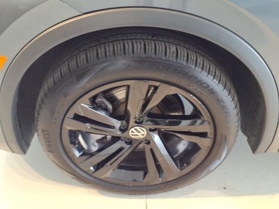 2023 Volkswagen Tiguan 2.0T SE R-Line Black 4MOTION