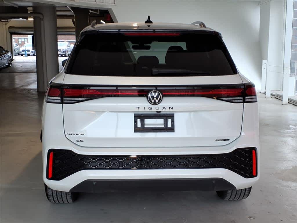 2025 Volkswagen Tiguan 2.0T SE R-Line Black 4MOTION