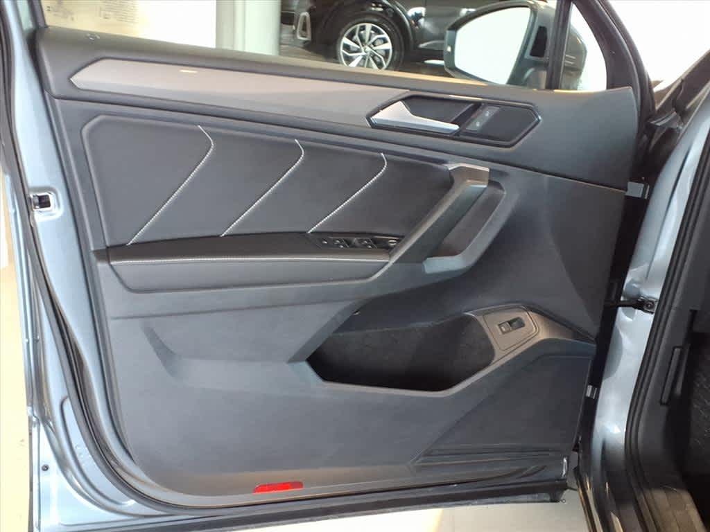 2024 Volkswagen Tiguan 2.0T SE 4MOTION