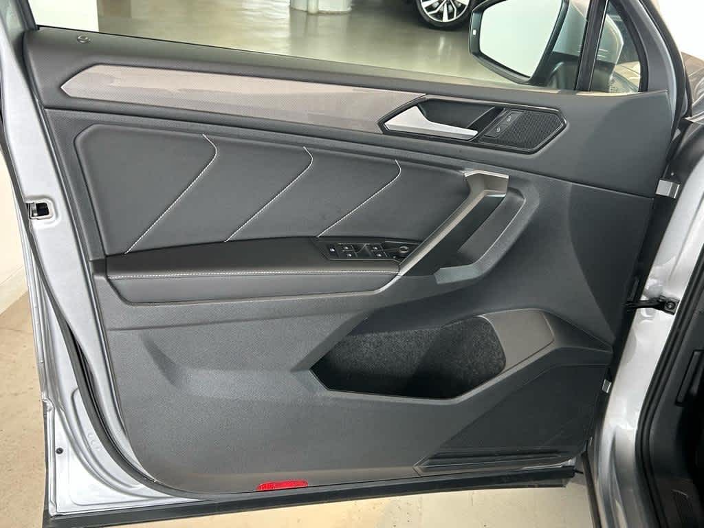 2024 Volkswagen Tiguan 2.0T SE 4MOTION