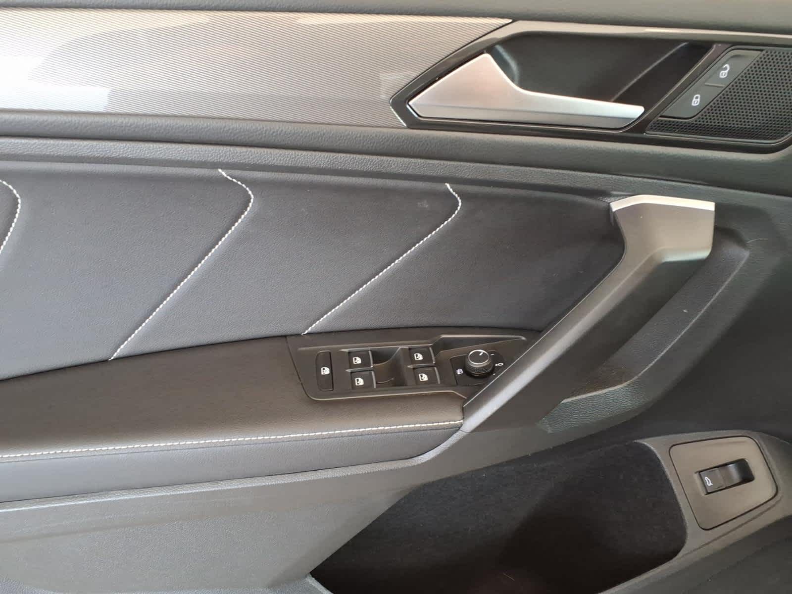 2024 Volkswagen Tiguan 2.0T SE 4MOTION