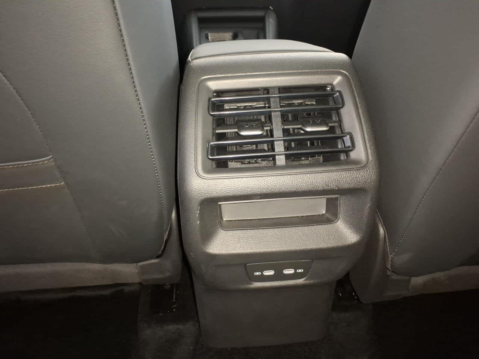 2026 Volkswagen Tiguan SE 4MOTION