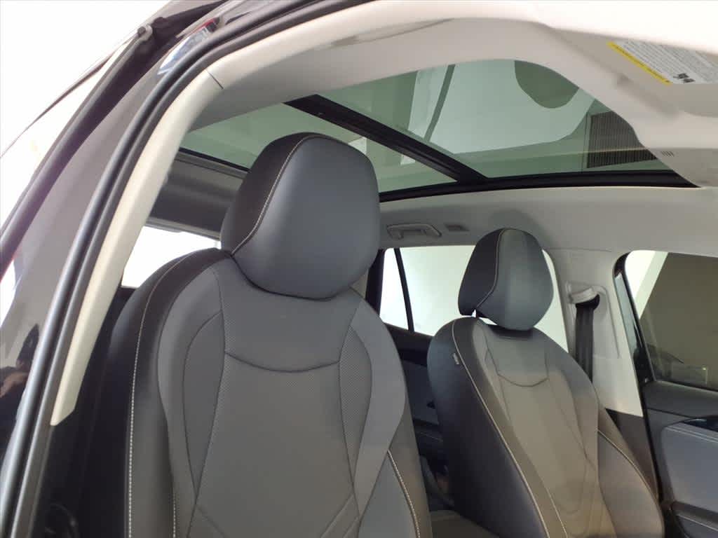 2025 Volkswagen Tiguan 2.0T SE 4MOTION