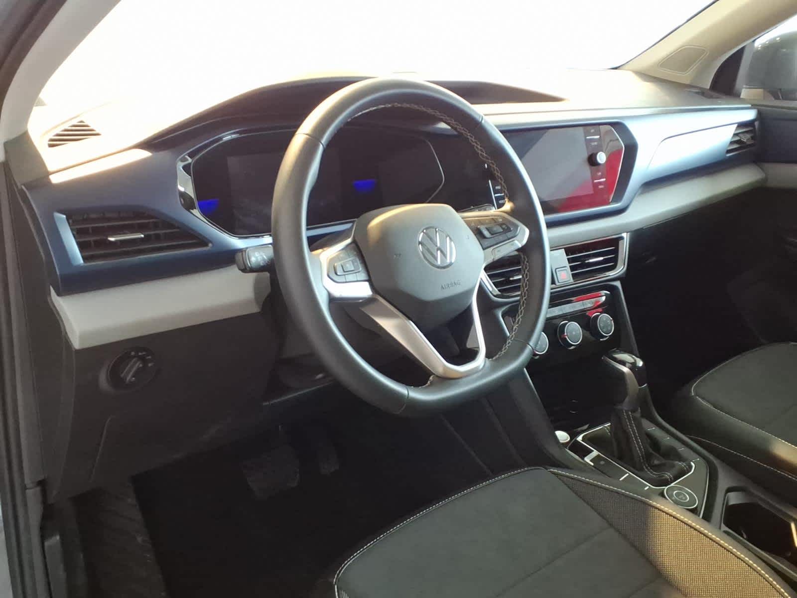 2023 Volkswagen Taos SE 4MOTION *Ltd Avail*