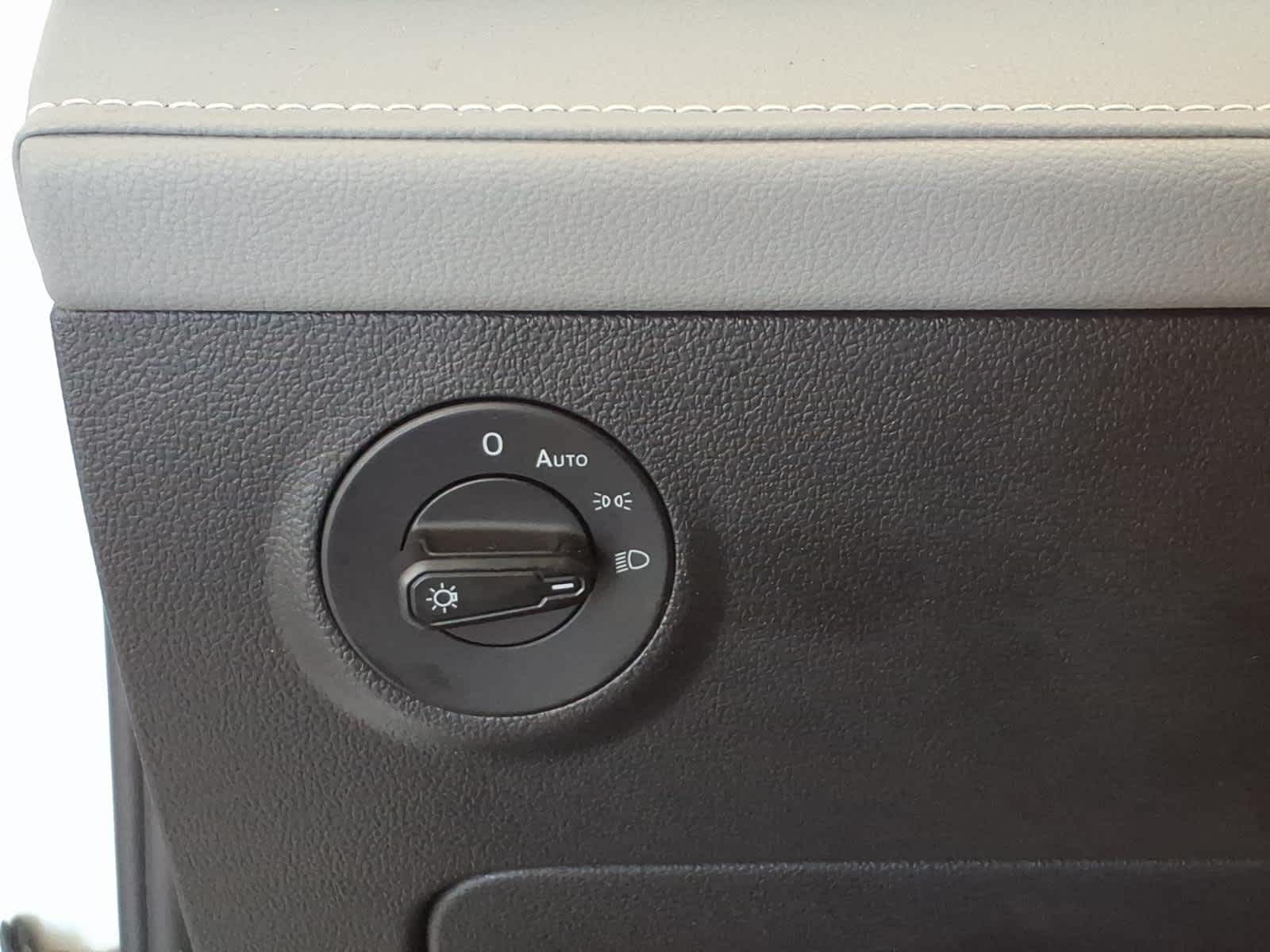 2023 Volkswagen Taos SE 4MOTION *Ltd Avail*