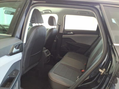 2022 Volkswagen Taos SE FWD