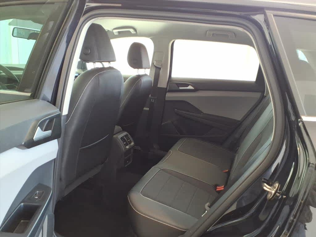 2022 Volkswagen Taos SE FWD