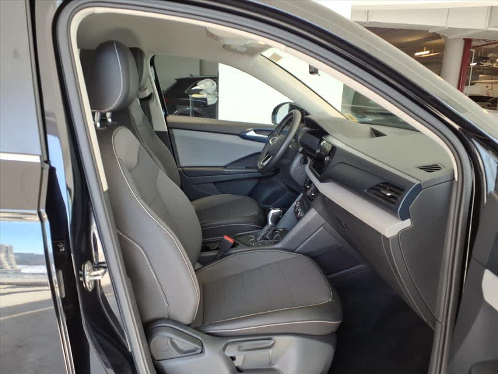 2022 Volkswagen Taos SE FWD