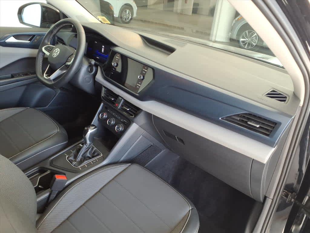 2022 Volkswagen Taos SE FWD