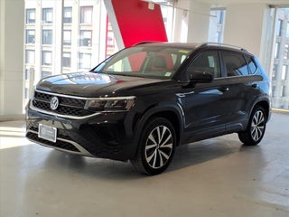 2022 Volkswagen Taos SE FWD