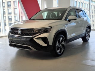 2024 Volkswagen Taos SE 4MOTION
