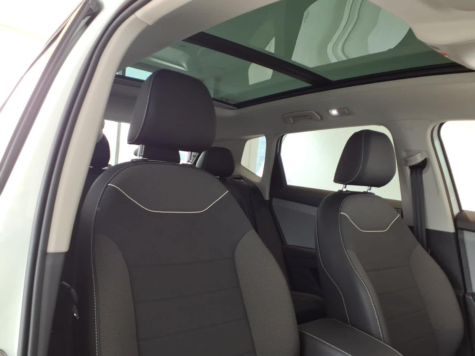 2023 Volkswagen Taos SE 4MOTION
