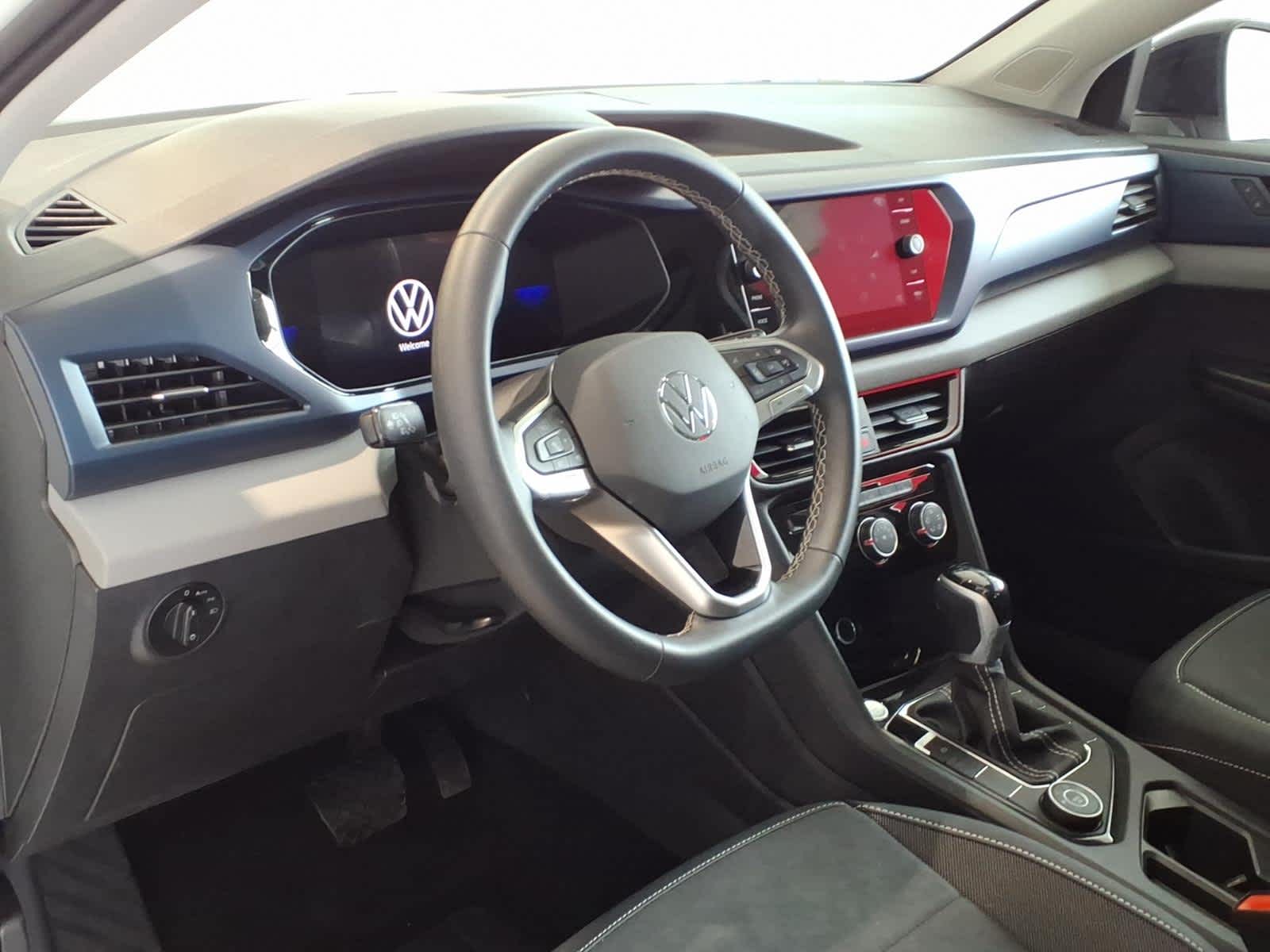2023 Volkswagen Taos SE 4MOTION