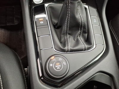 2024 Volkswagen Taos SE 4MOTION