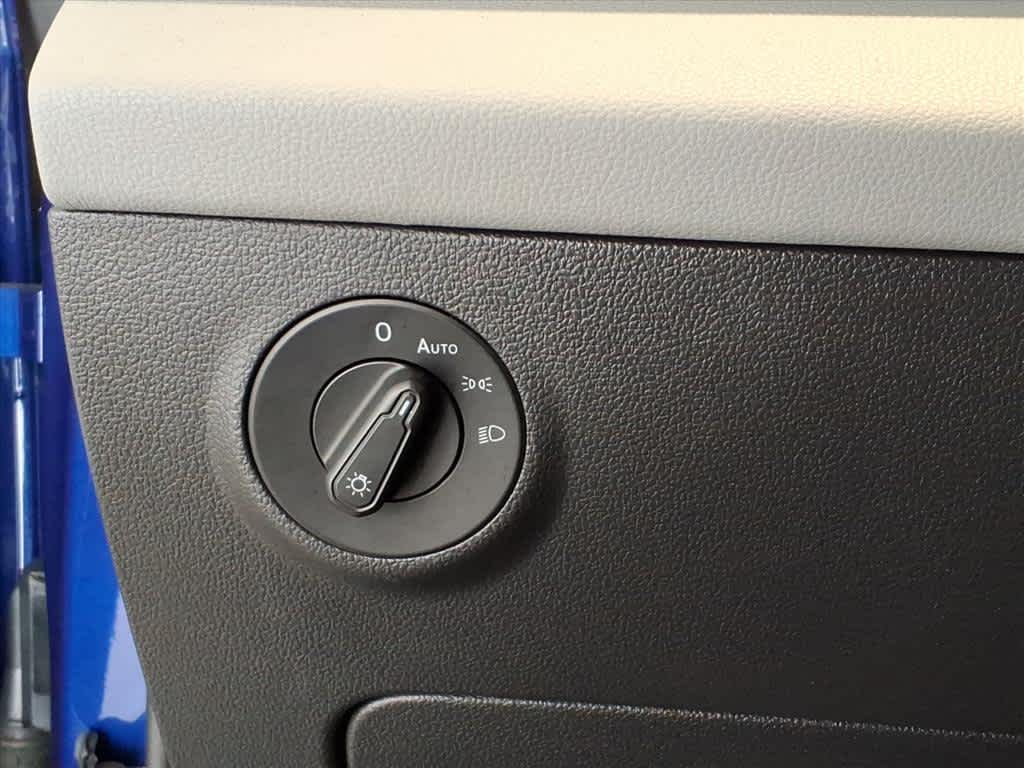 2022 Volkswagen Taos SE 4MOTION