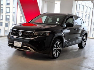 2022 Volkswagen Taos SE 4MOTION