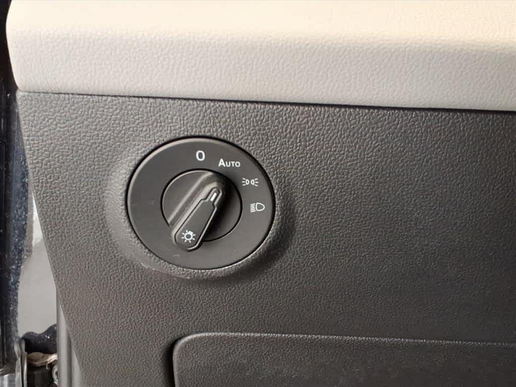 2022 Volkswagen Taos SE 4MOTION