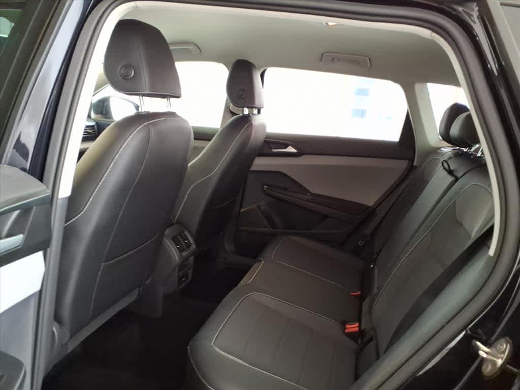 2022 Volkswagen Taos SE 4MOTION