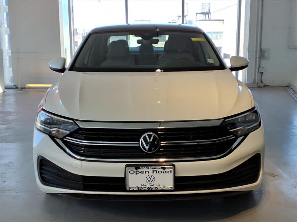 2023 Volkswagen Jetta SE Auto