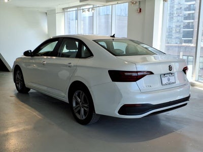 2023 Volkswagen Jetta SE Auto