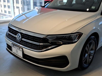 2023 Volkswagen Jetta SE Auto