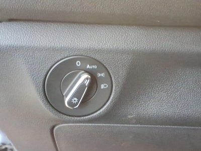2023 Volkswagen Jetta SE Auto