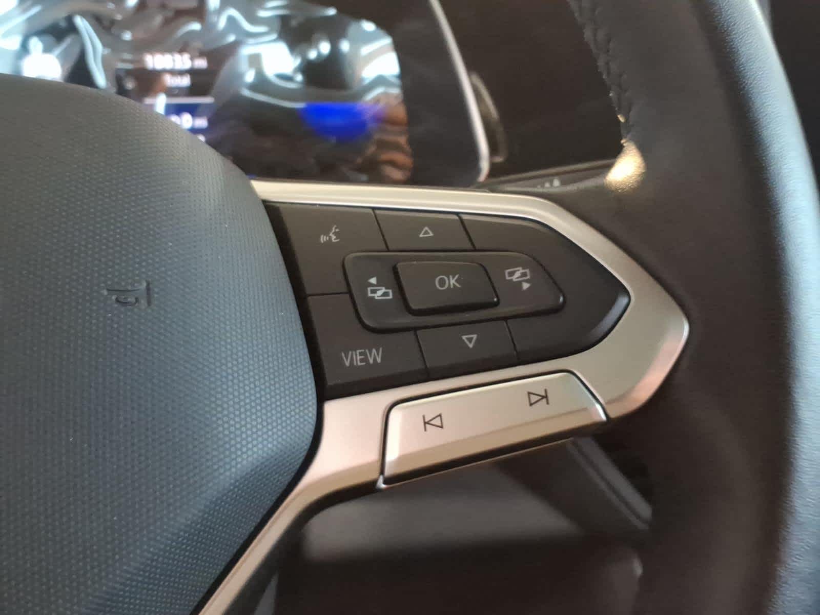 2023 Volkswagen Jetta SE Auto