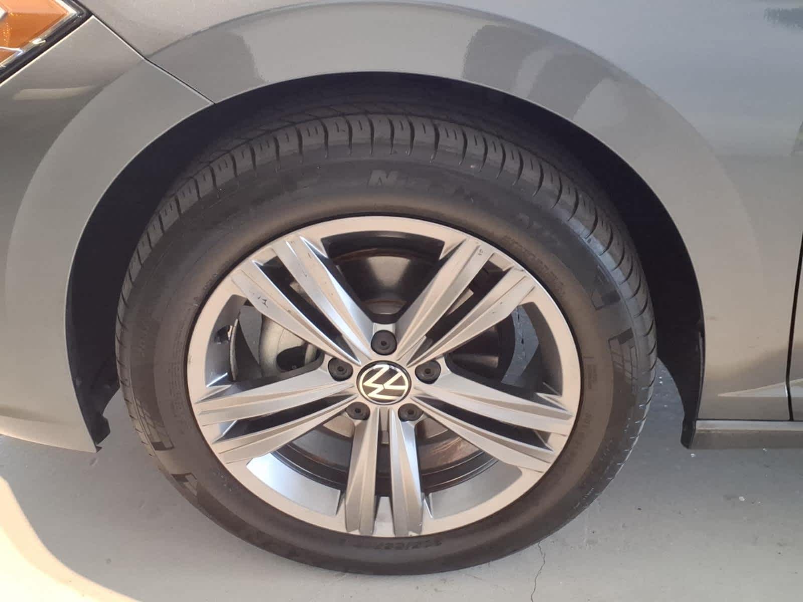 2023 Volkswagen Jetta SE Auto