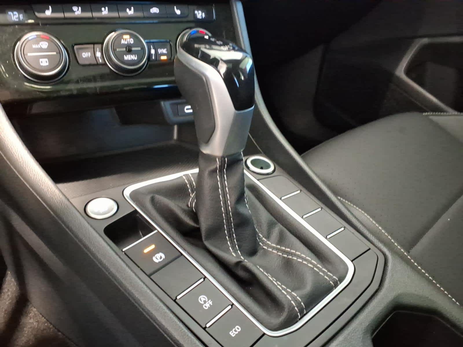 2023 Volkswagen Jetta SE Auto