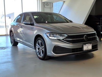 2023 Volkswagen Jetta SE Auto
