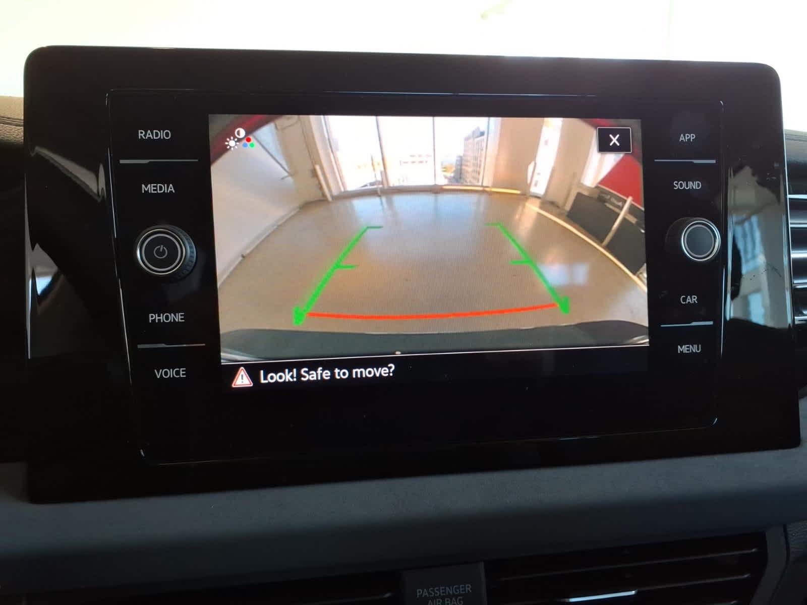 2025 Volkswagen Jetta SE Auto