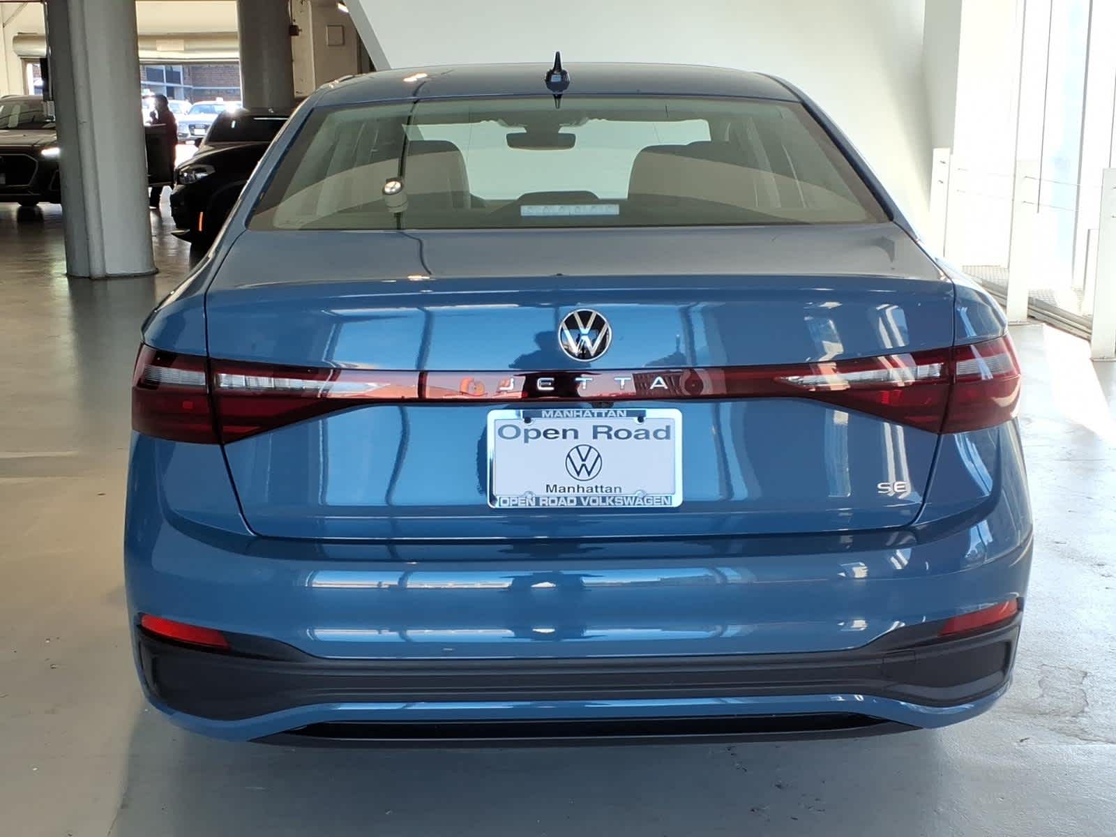 2025 Volkswagen Jetta SE Auto