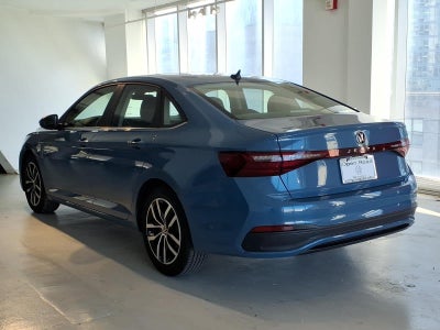 2025 Volkswagen Jetta SE Auto
