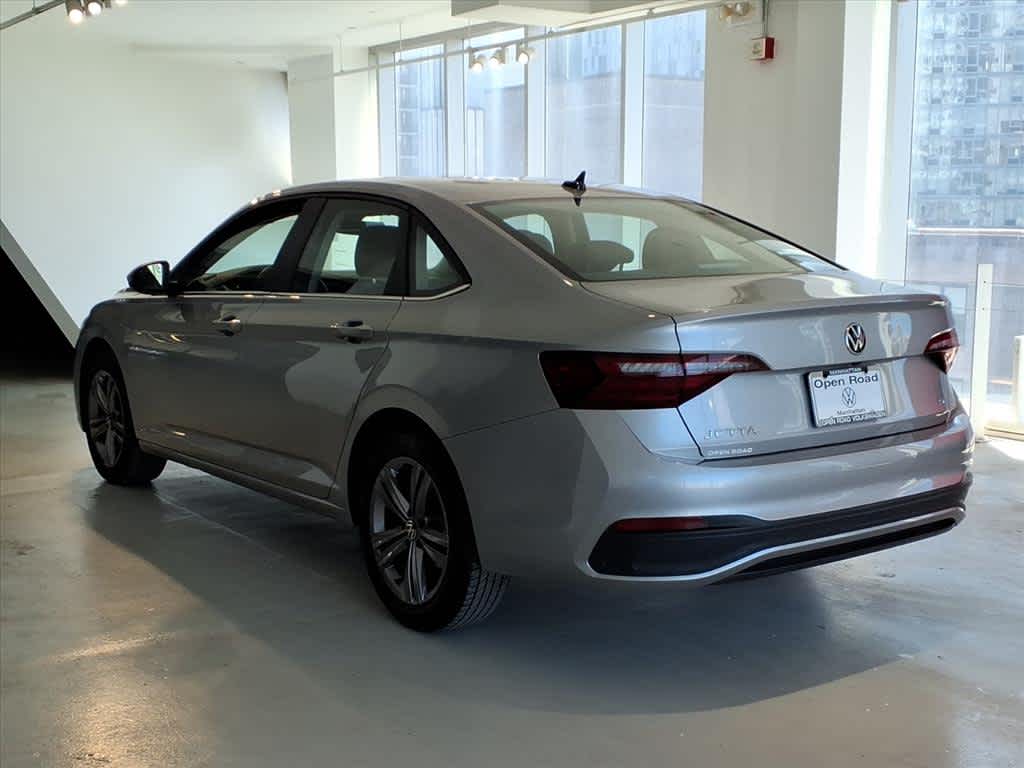 2023 Volkswagen Jetta SE Auto