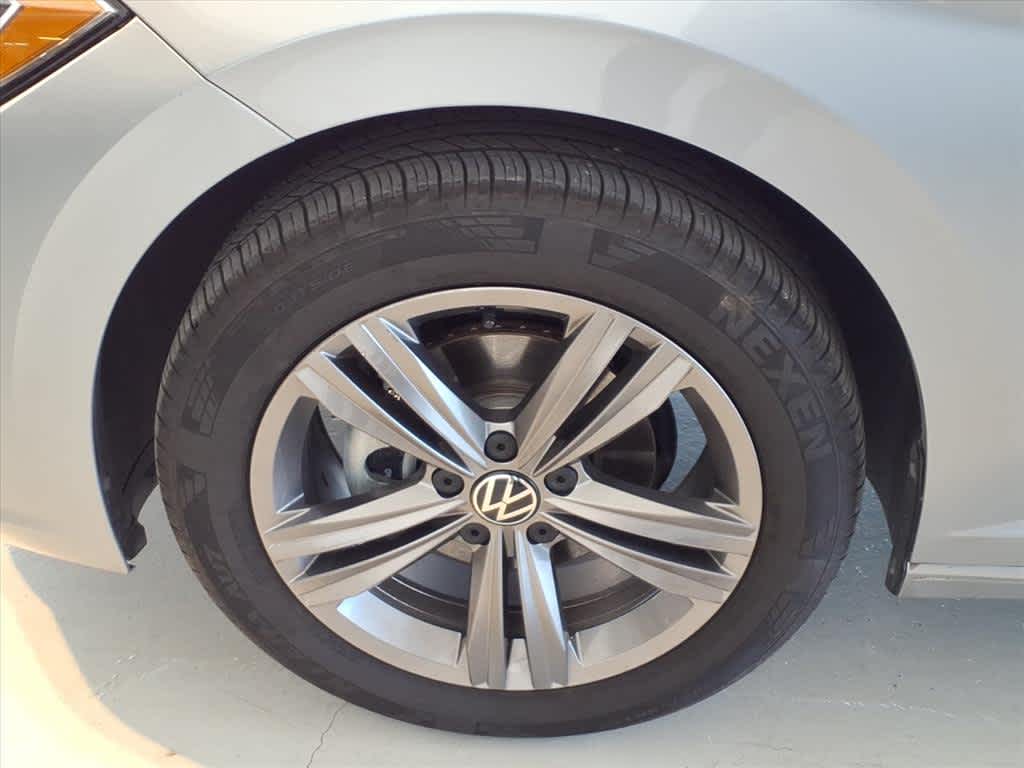 2023 Volkswagen Jetta SE Auto