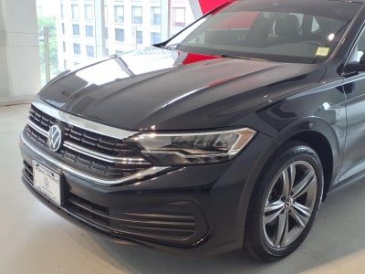 2023 Volkswagen Jetta SE Auto