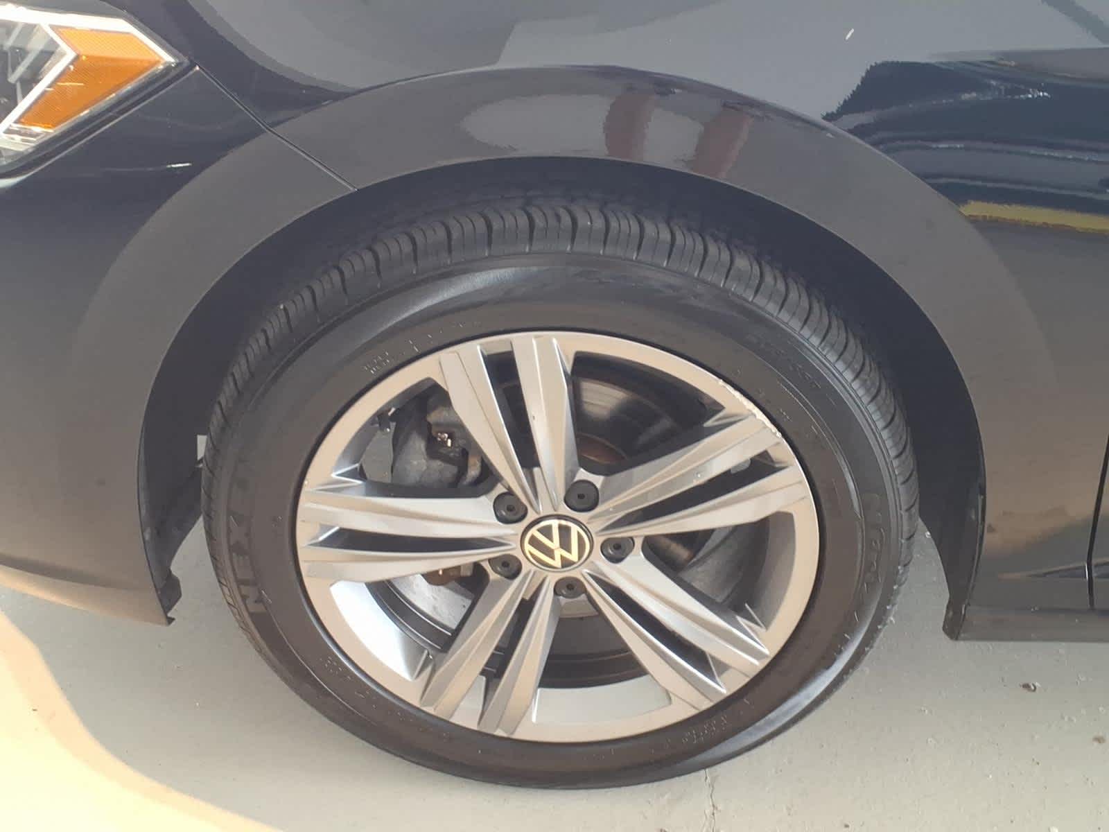 2023 Volkswagen Jetta SE Auto