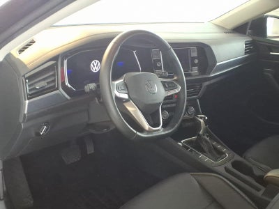 2023 Volkswagen Jetta SE Auto