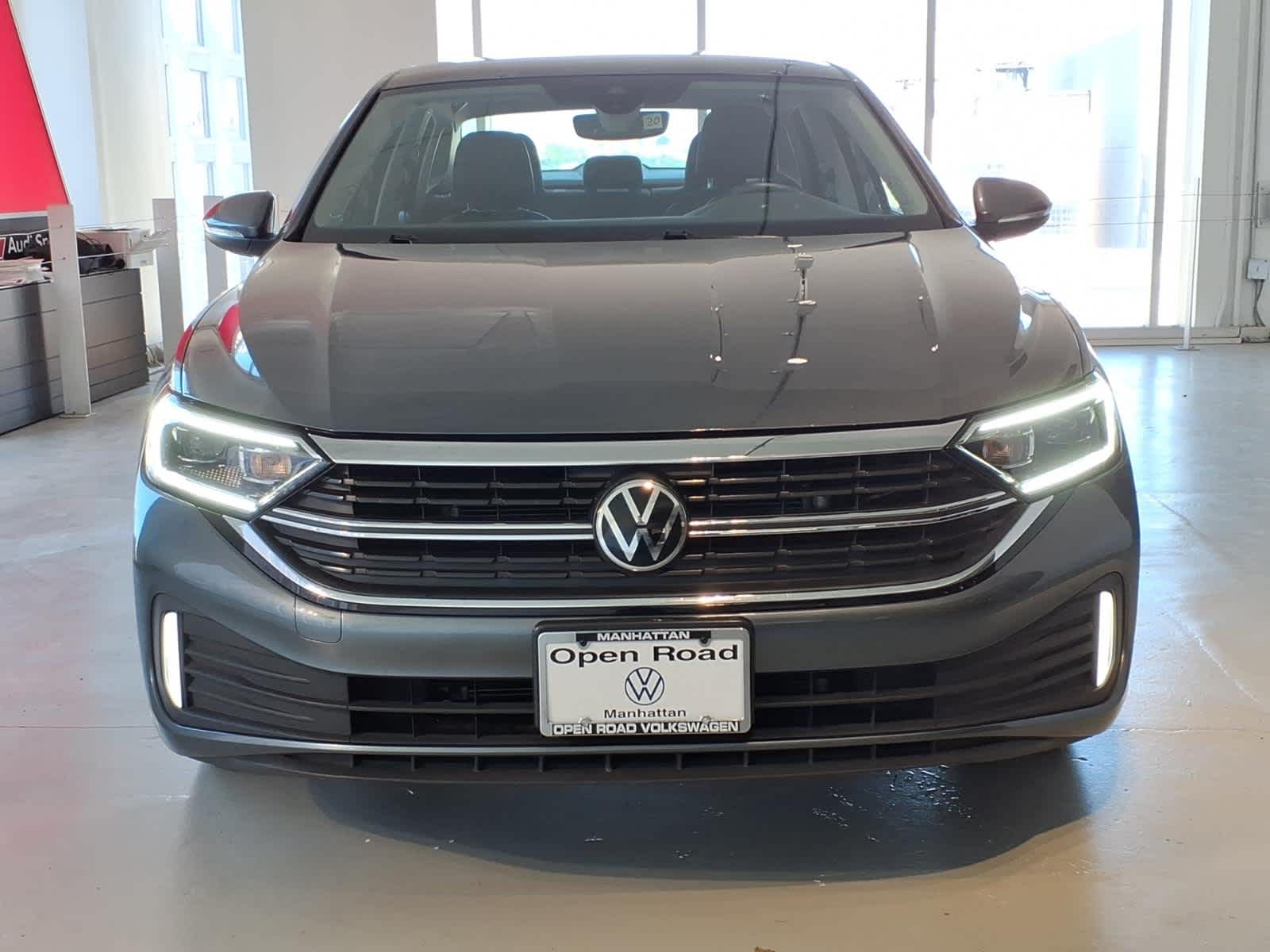 2023 Volkswagen Jetta SEL Auto