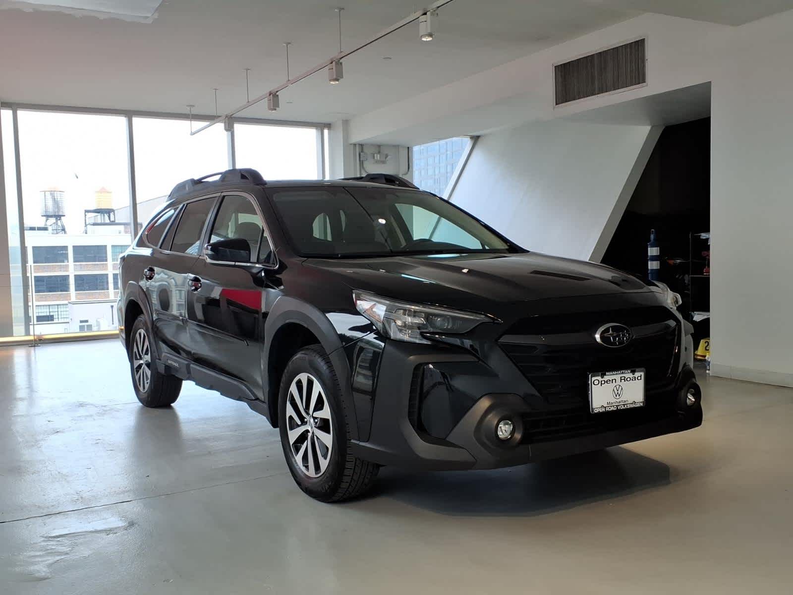 2023 Subaru Outback Premium CVT