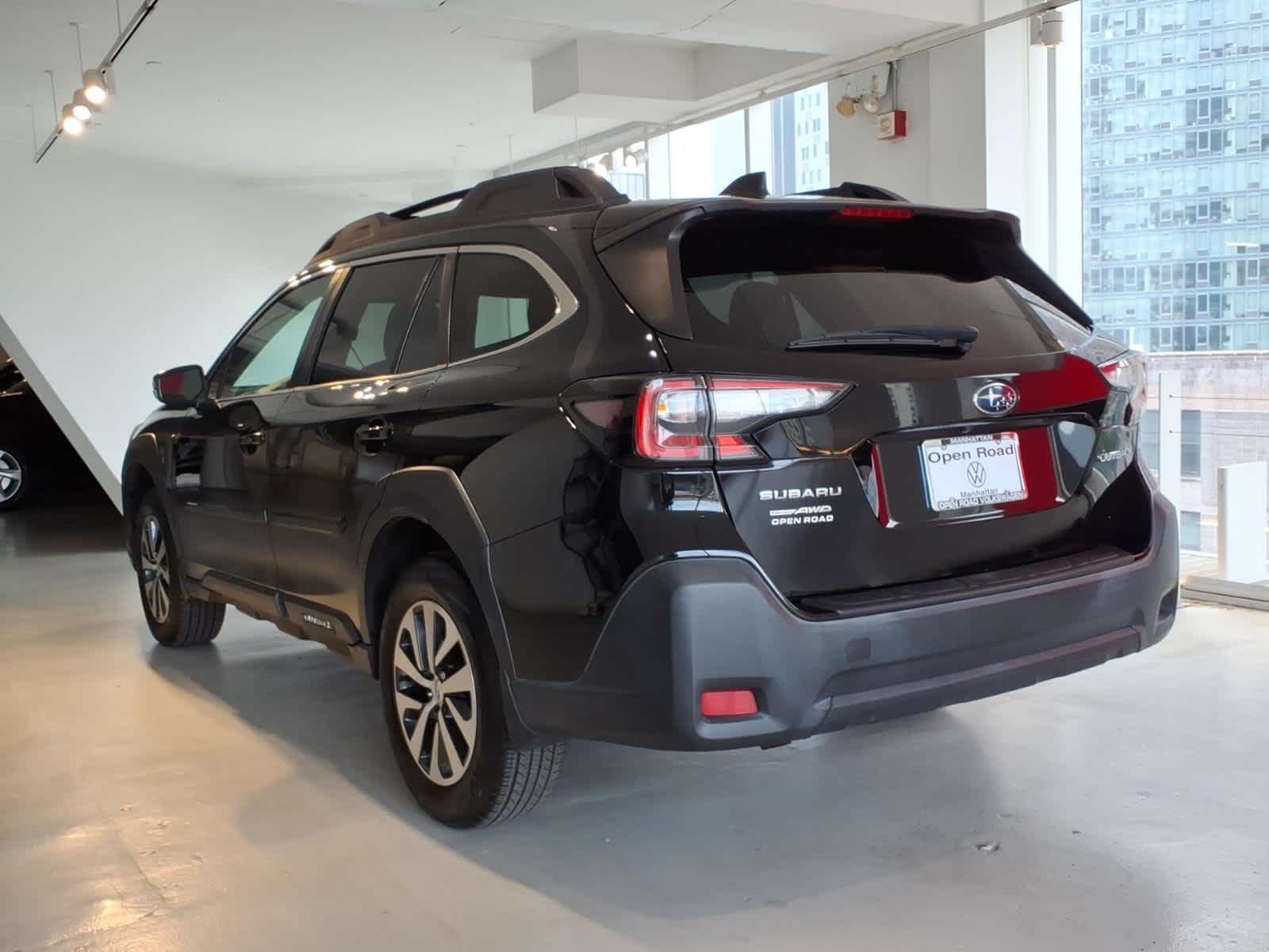 2023 Subaru Outback Premium CVT