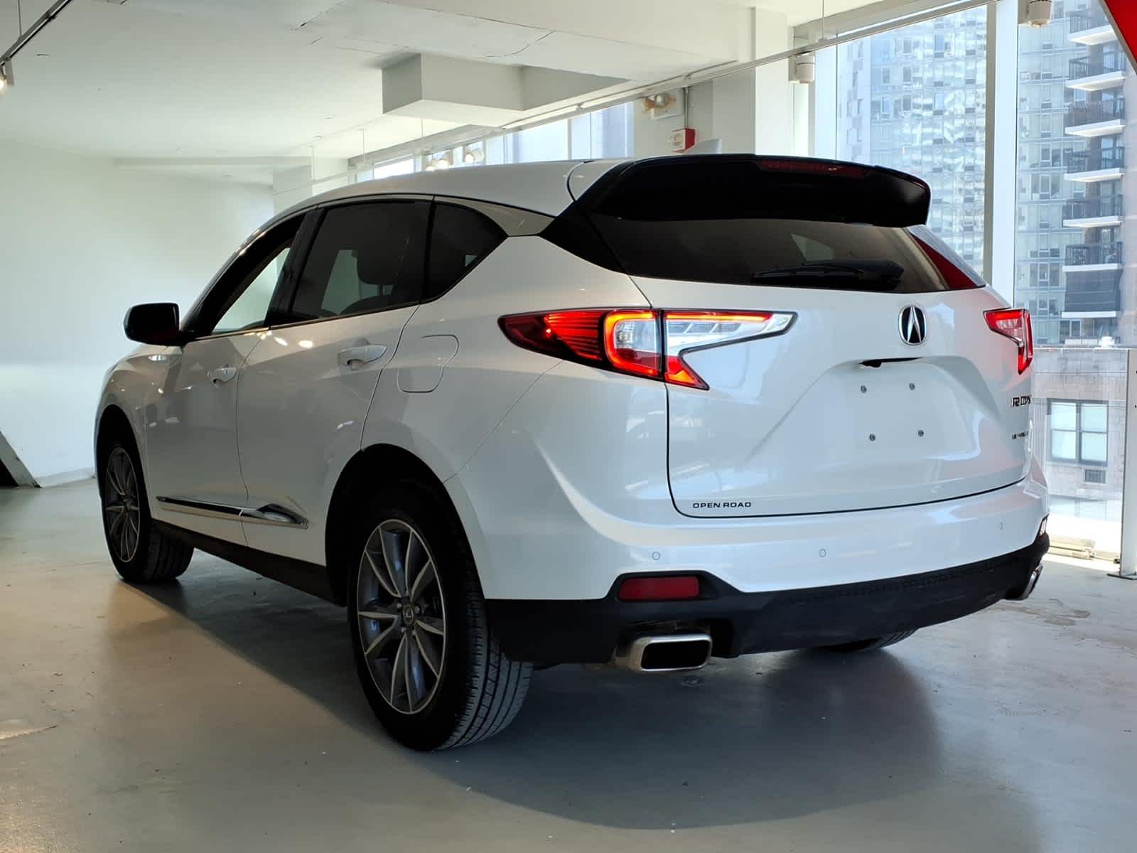 2023 Acura RDX SH-AWD w/Technology Package