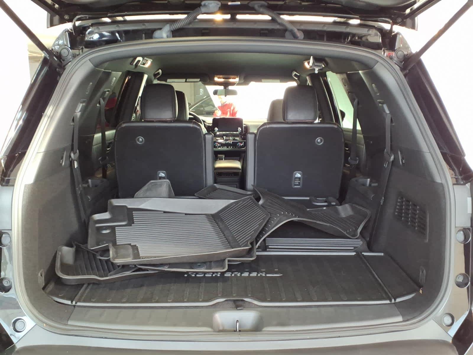 2024 Nissan Pathfinder Rock Creek 4WD