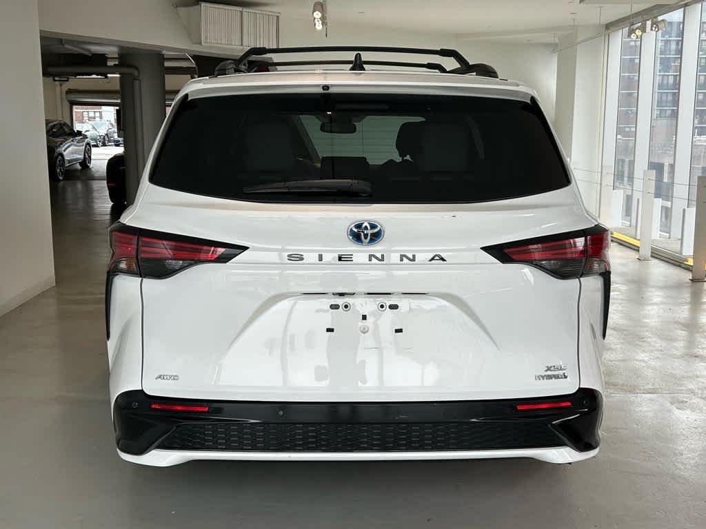 2022 Toyota Sienna XSE AWD 7-Passenger