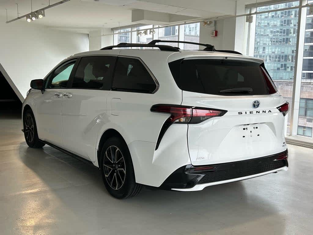 2022 Toyota Sienna XSE AWD 7-Passenger