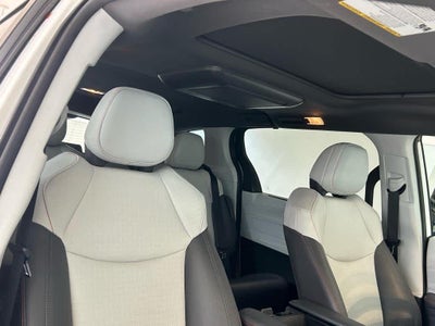 2022 Toyota Sienna XSE AWD 7-Passenger