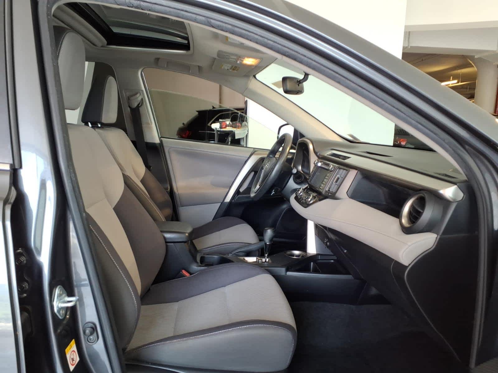 2013 Toyota RAV4 AWD 4dr XLE