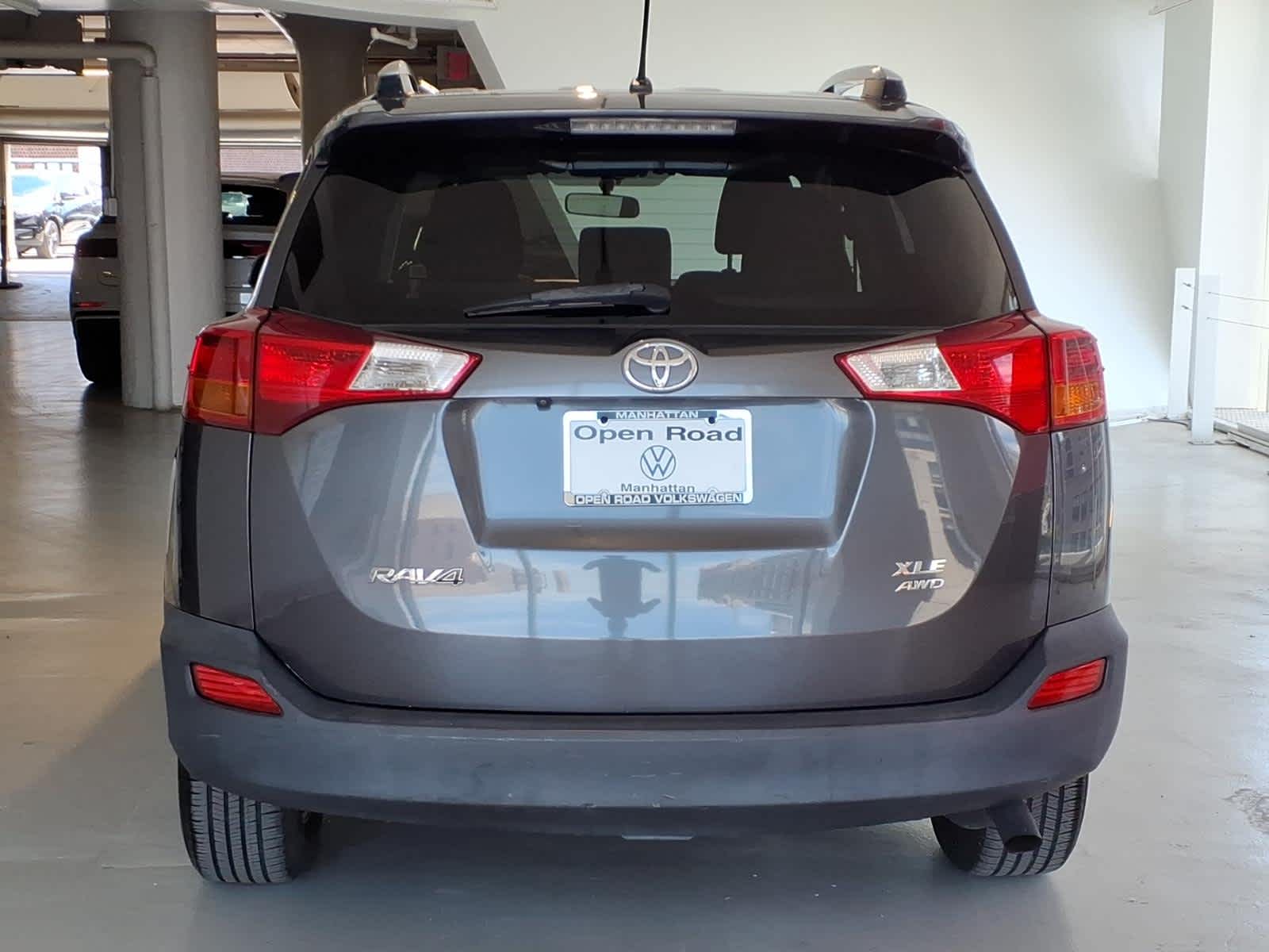 2013 Toyota RAV4 AWD 4dr XLE