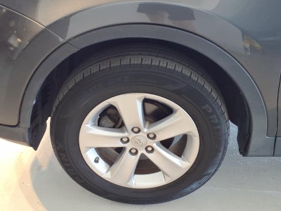 2013 Toyota RAV4 AWD 4dr XLE