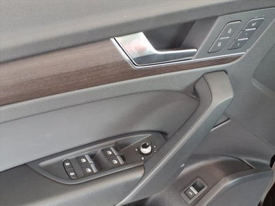 2025 Audi Q5 Premium 40 TFSI quattro